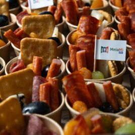 Box antipasti duży 24 szt.