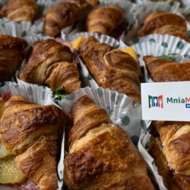 Box mini croissant wytrawne 25 szt.